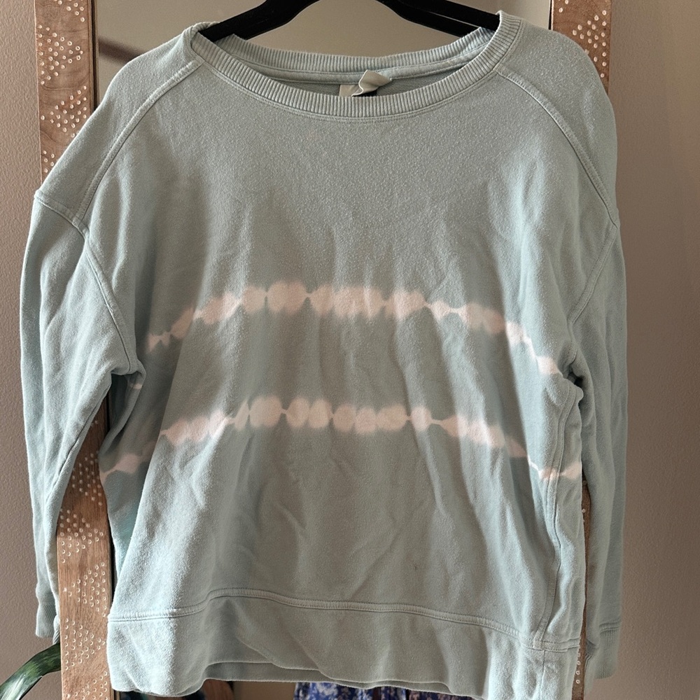 Universal Thread Blue Tie-Dye Sweatshirt